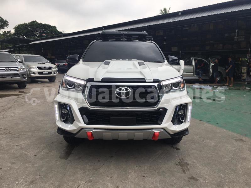 Big with watermark toyota hiluxe revo shefa port vila 843