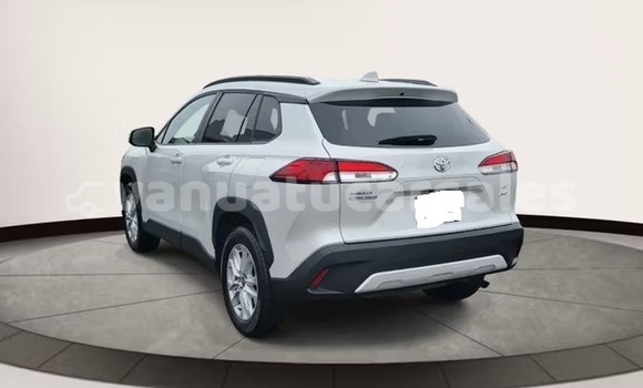 Buy Used Toyota Corolla Cross White Car in Port Vila in Shefa Buy Used Toyota Corolla Cross White Car in Port Vila in Shefa