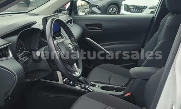 Buy Used Toyota Corolla Cross White Car in Port Vila in Shefa Buy Used Toyota Corolla Cross White Car in Port Vila in Shefa