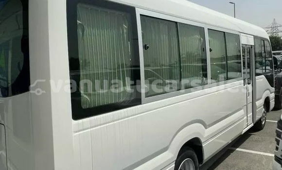 Buy Used Toyota Coaster White Car in Port Vila in Shefa Buy Used Toyota Coaster White Car in Port Vila in Shefa