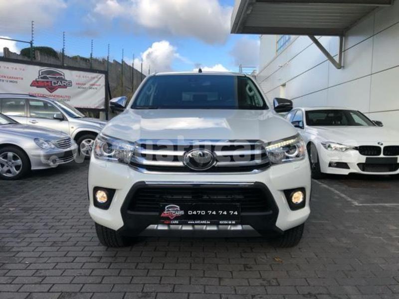 Big with watermark toyota hilux surf shefa port vila 849