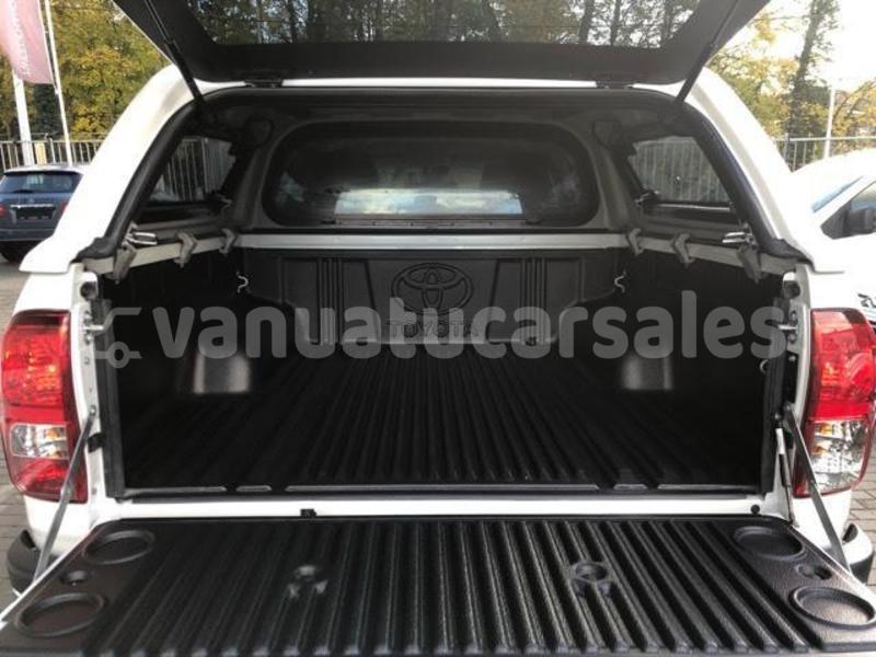 Big with watermark toyota hilux surf shefa port vila 850