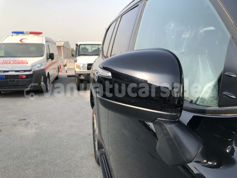 Big with watermark toyota land cruiser prado malampa lakatoro 854