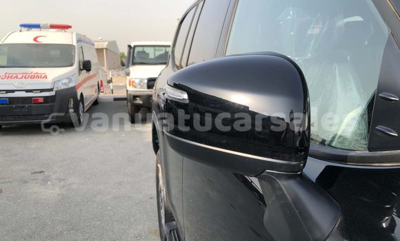 Acheter Occasion Voiture Toyota Land Cruiser Prado Noir à Lakatoro, Malampa Acheter Occasion Voiture Toyota Land Cruiser Prado Noir à Lakatoro, Malampa