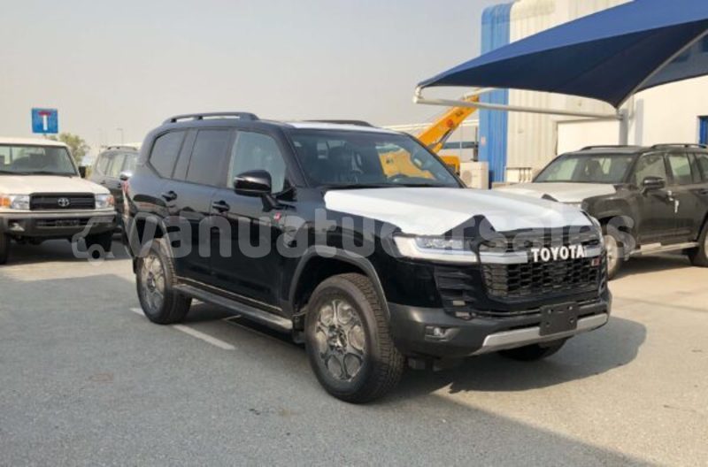 Big with watermark toyota land cruiser prado malampa lakatoro 854