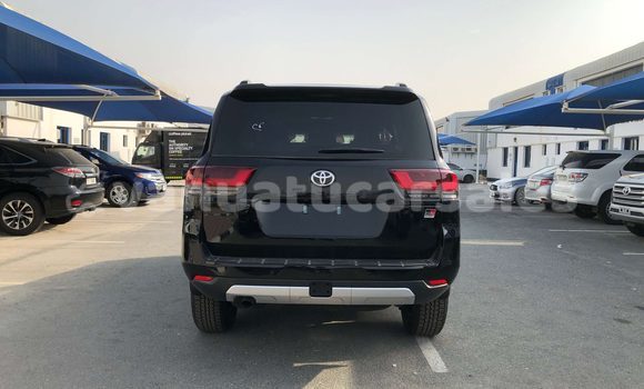 Acheter Occasion Voiture Toyota Land Cruiser Prado Noir à Lakatoro, Malampa Acheter Occasion Voiture Toyota Land Cruiser Prado Noir à Lakatoro, Malampa