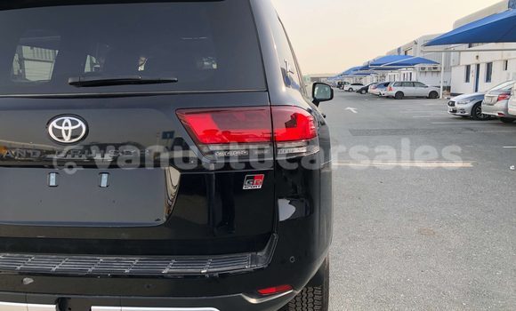 Acheter Occasion Voiture Toyota Land Cruiser Prado Noir à Lakatoro, Malampa Acheter Occasion Voiture Toyota Land Cruiser Prado Noir à Lakatoro, Malampa