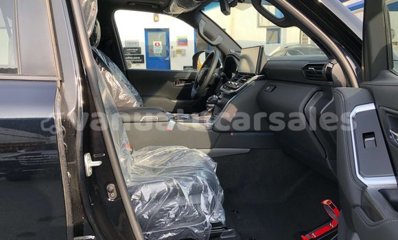 Acheter Occasion Voiture Toyota Land Cruiser Prado Noir à Lakatoro, Malampa Acheter Occasion Voiture Toyota Land Cruiser Prado Noir à Lakatoro, Malampa