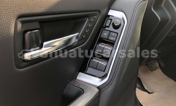 Acheter Occasion Voiture Toyota Land Cruiser Prado Noir à Lakatoro, Malampa Acheter Occasion Voiture Toyota Land Cruiser Prado Noir à Lakatoro, Malampa