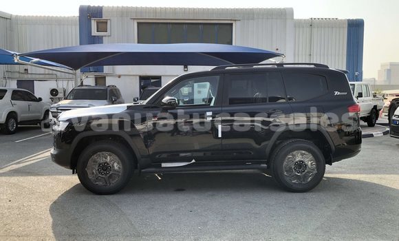 Acheter Occasion Voiture Toyota Land Cruiser Prado Noir à Lakatoro, Malampa Acheter Occasion Voiture Toyota Land Cruiser Prado Noir à Lakatoro, Malampa