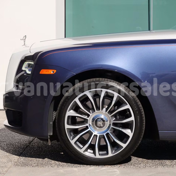Big with watermark rolls royce ghost shefa port vila 855
