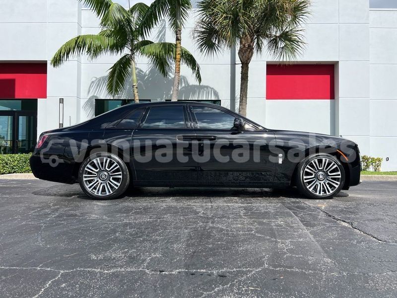 Big with watermark rolls royce ghost shefa port vila 856