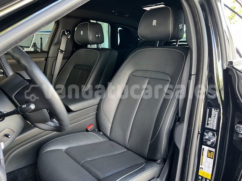 Big with watermark rolls royce ghost shefa port vila 856