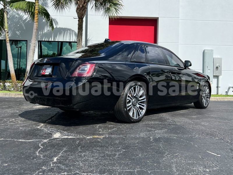 Big with watermark rolls royce ghost shefa port vila 856