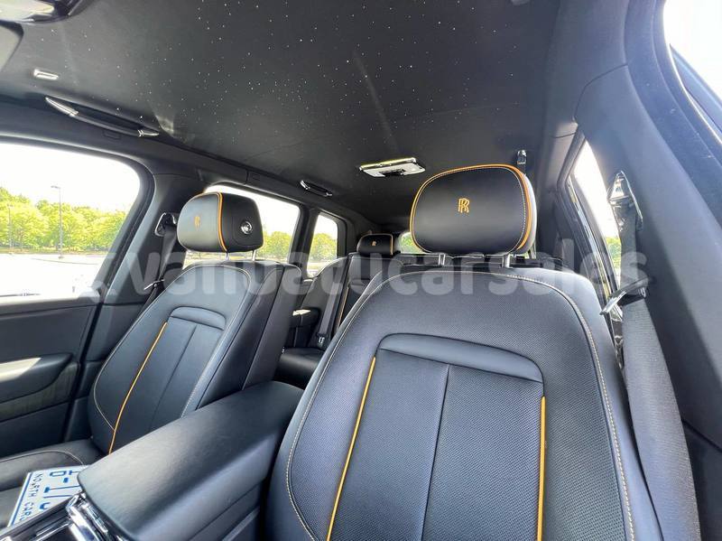 Big with watermark rolls royce cullinan shefa port vila 857