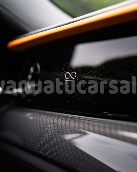 Big with watermark rolls royce ghost shefa port vila 858