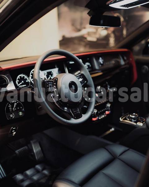 Big with watermark rolls royce phantom shefa port vila 859