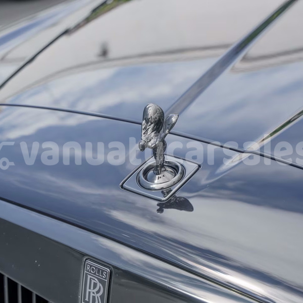 Big with watermark rolls royce cullinan shefa port vila 860