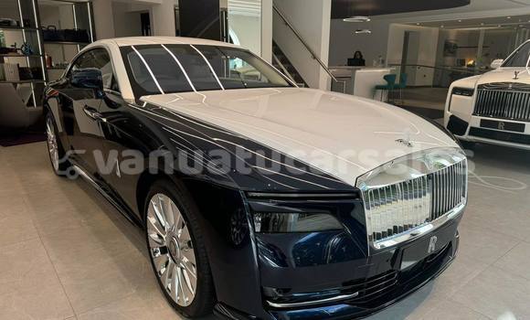 Buy Used Rolls-Royce Camargue White Car in Port Vila in Shefa