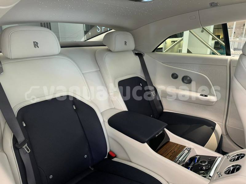 Big with watermark rolls royce camargue shefa port vila 861