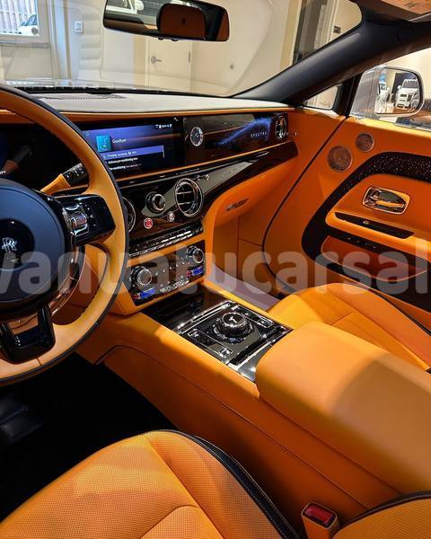 Big with watermark rolls royce corniche shefa port vila 862