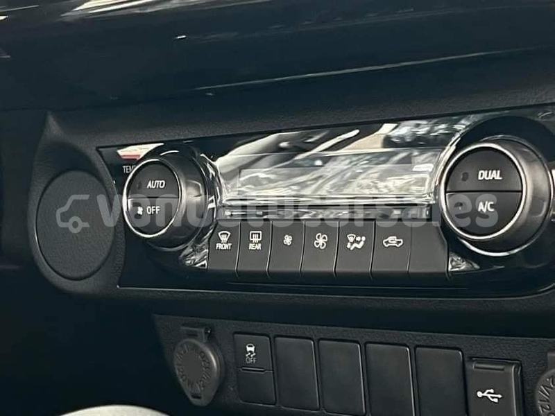 Big with watermark toyota hilux surf malampa paama 863