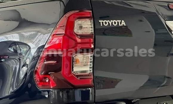 Buy Used Toyota Hilux Surf Blue Car in Paama in Malampa Buy Used Toyota Hilux Surf Blue Car in Paama in Malampa