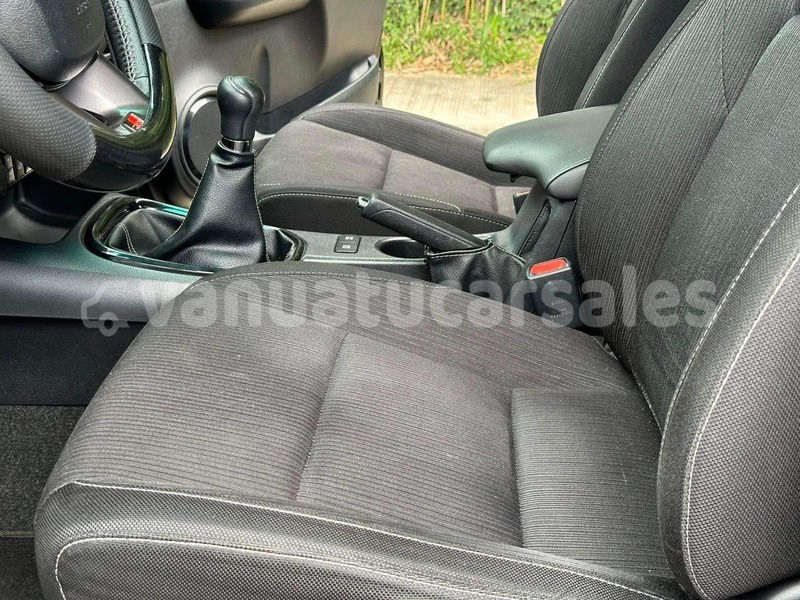 Big with watermark toyota hilux surf tafea aneghowhat 864