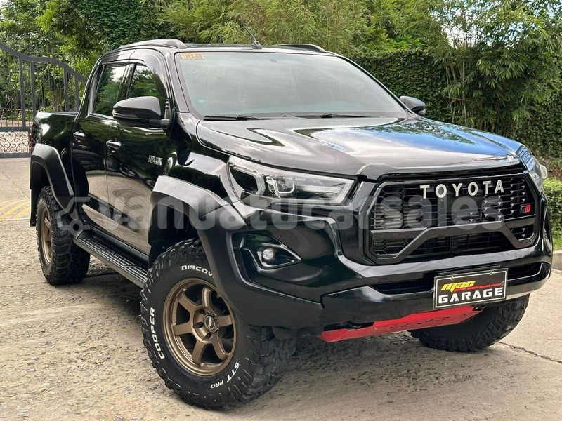 Big with watermark toyota hilux surf tafea aneghowhat 864