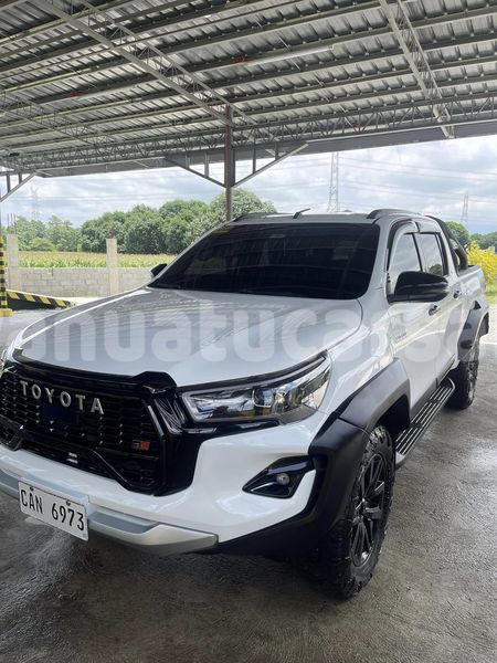 Big with watermark toyota hilux surf shefa port vila 865
