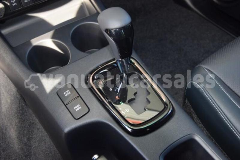 Big with watermark toyota hilux surf shefa port vila 866