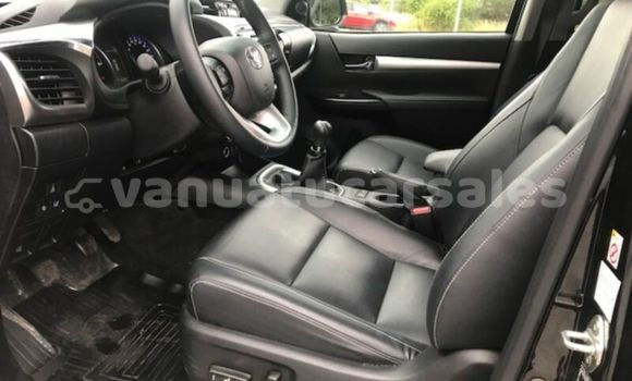 Buy Used Toyota Hilux Black Car in Port Vila in Shefa Buy Used Toyota Hilux Black Car in Port Vila in Shefa