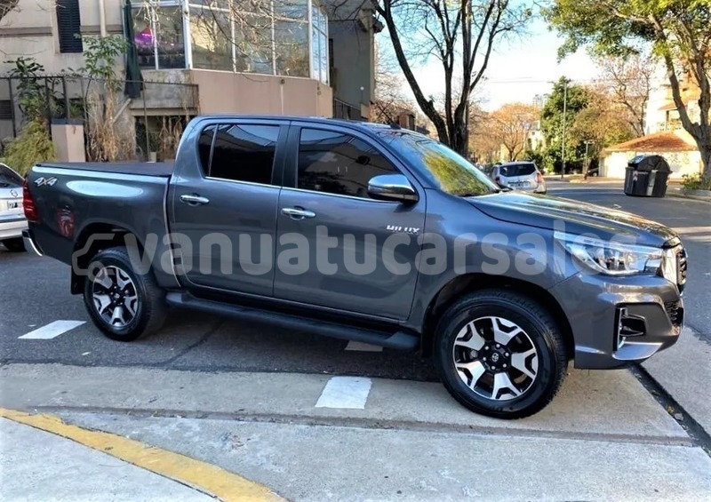 Big with watermark toyota hilux tafea white sands 868