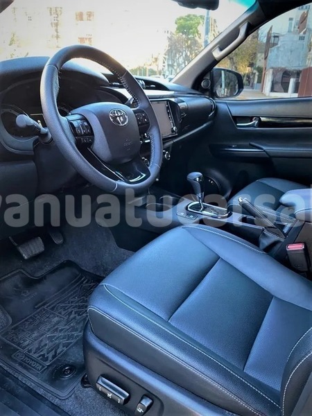 Big with watermark toyota hilux tafea white sands 868