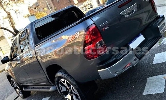 Buy Used Toyota Hilux Silver Car in White Sands in Tafea Buy Used Toyota Hilux Silver Car in White Sands in Tafea