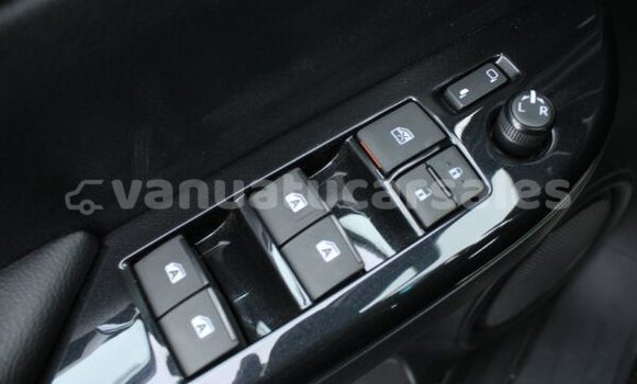 Buy Used Toyota Hilux Black Car in Port Olry in Sanma Buy Used Toyota Hilux Black Car in Port Olry in Sanma