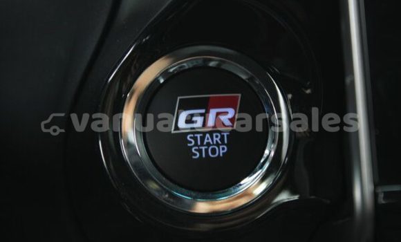 Buy Used Toyota Hilux Black Car in Port Olry in Sanma Buy Used Toyota Hilux Black Car in Port Olry in Sanma