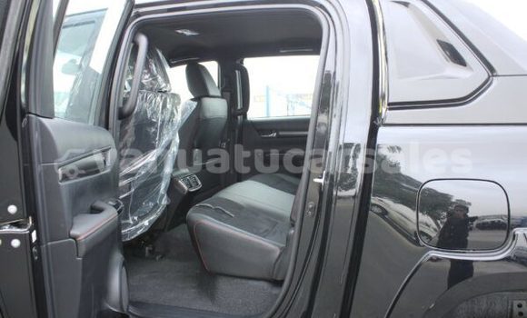 Buy Used Toyota Hilux Black Car in Port Olry in Sanma Buy Used Toyota Hilux Black Car in Port Olry in Sanma