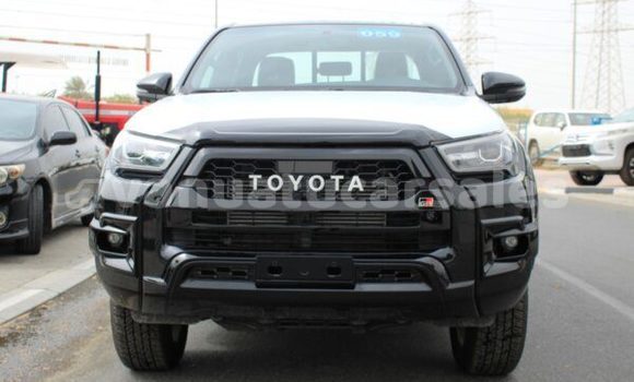 Buy Used Toyota Hilux Black Car in Port Olry in Sanma Buy Used Toyota Hilux Black Car in Port Olry in Sanma