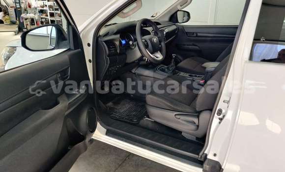 Buy Used Toyota Hilux White Car in Port Vila in Shefa Buy Used Toyota Hilux White Car in Port Vila in Shefa