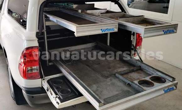 Buy Used Toyota Hilux White Car in Port Vila in Shefa Buy Used Toyota Hilux White Car in Port Vila in Shefa