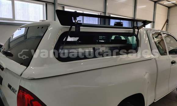 Buy Used Toyota Hilux White Car in Port Vila in Shefa Buy Used Toyota Hilux White Car in Port Vila in Shefa