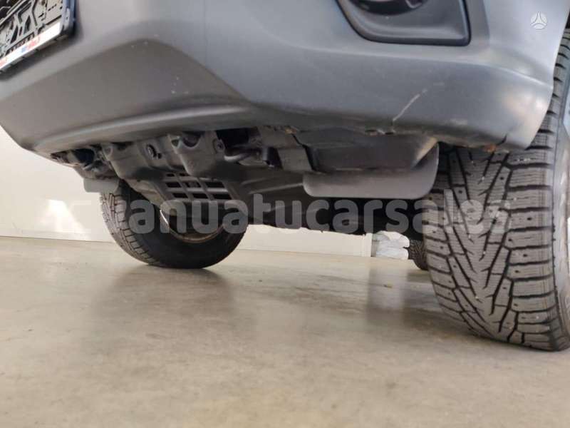 Big with watermark toyota hilux shefa port vila 870