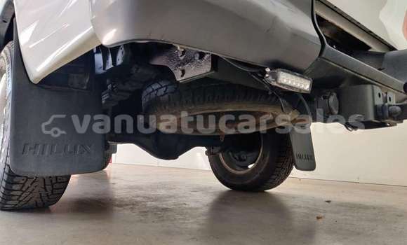 Buy Used Toyota Hilux White Car in Port Vila in Shefa Buy Used Toyota Hilux White Car in Port Vila in Shefa