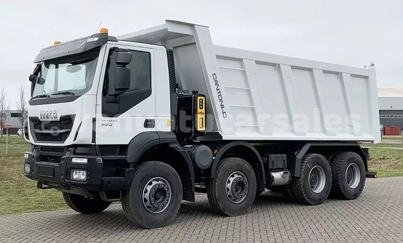 Buy Used IVECO Massif White Car in Port Vila in Shefa