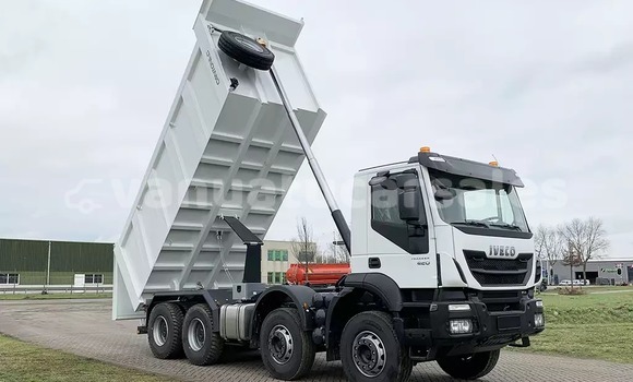 Buy Used IVECO Massif White Car in Port Vila in Shefa Buy Used IVECO Massif White Car in Port Vila in Shefa