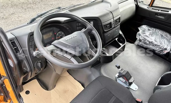 Buy Used IVECO Massif Other Car in Port Havannah in Shefa Buy Used IVECO Massif Other Car in Port Havannah in Shefa