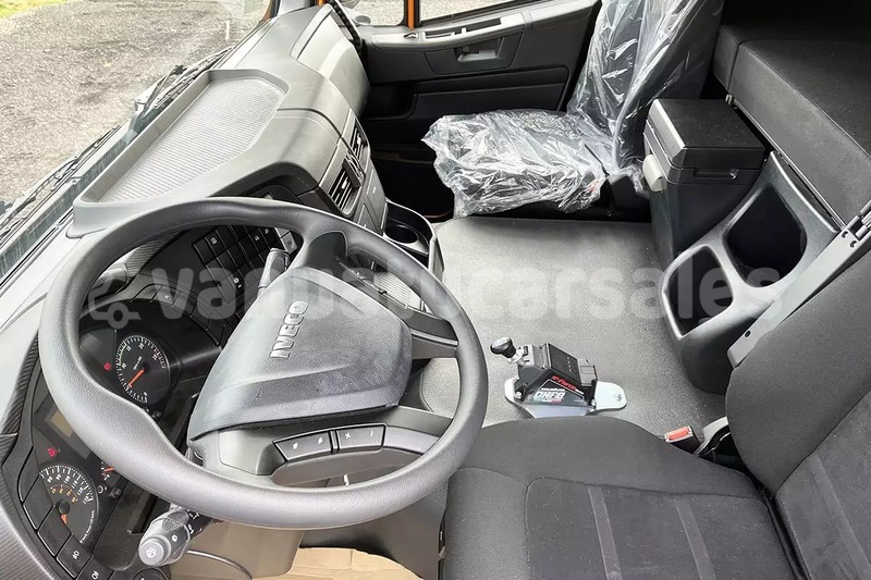 Big with watermark iveco massif shefa port havannah 872