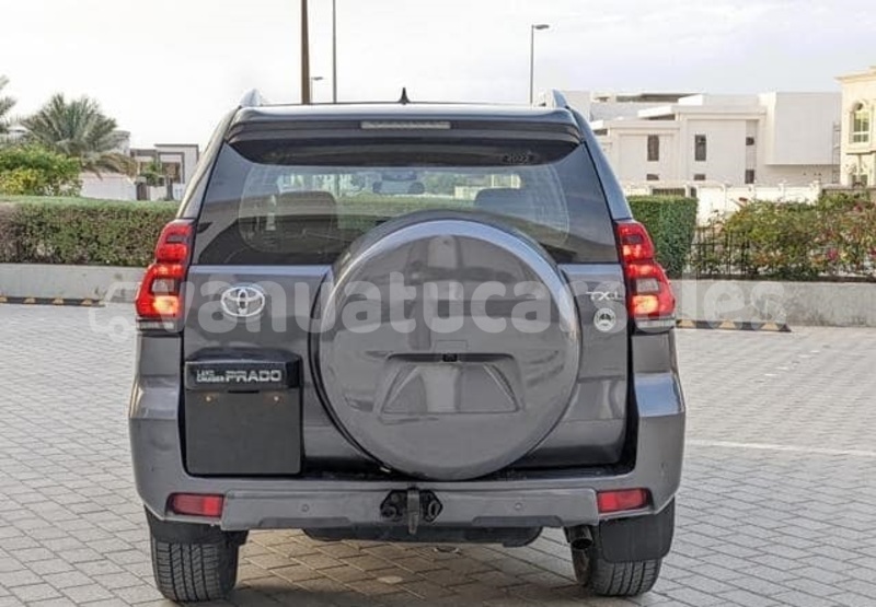 Big with watermark toyota land cruiser prado shefa port vila 885