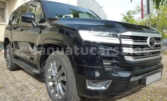 Buy Used Toyota Land Cruiser Black Car in Bunlap in Penama